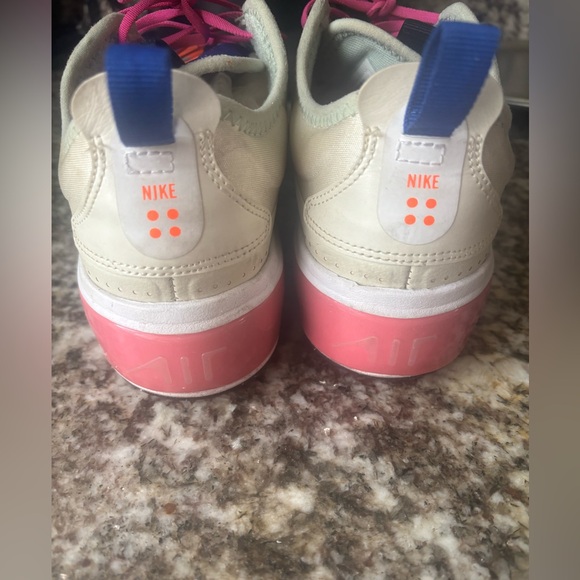 Nike Air Max Dia 'Fossil' Sneakers Women's - Picture 3 of 4